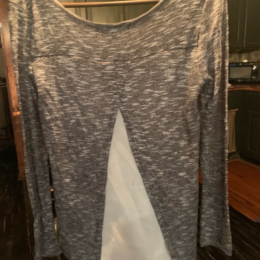 Top - Picture 3 of 4